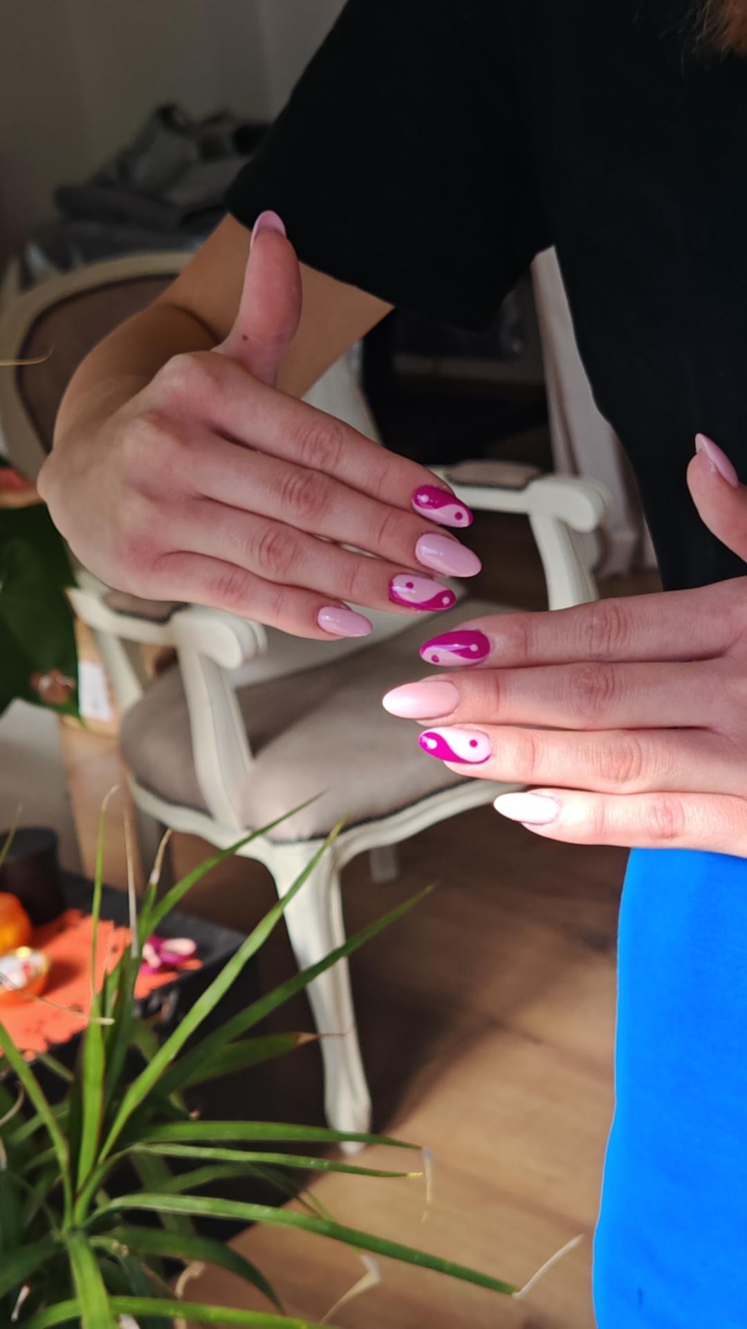 Forma Lab by Đana #split Korekcija noktiju Korekcija gela - M dužina