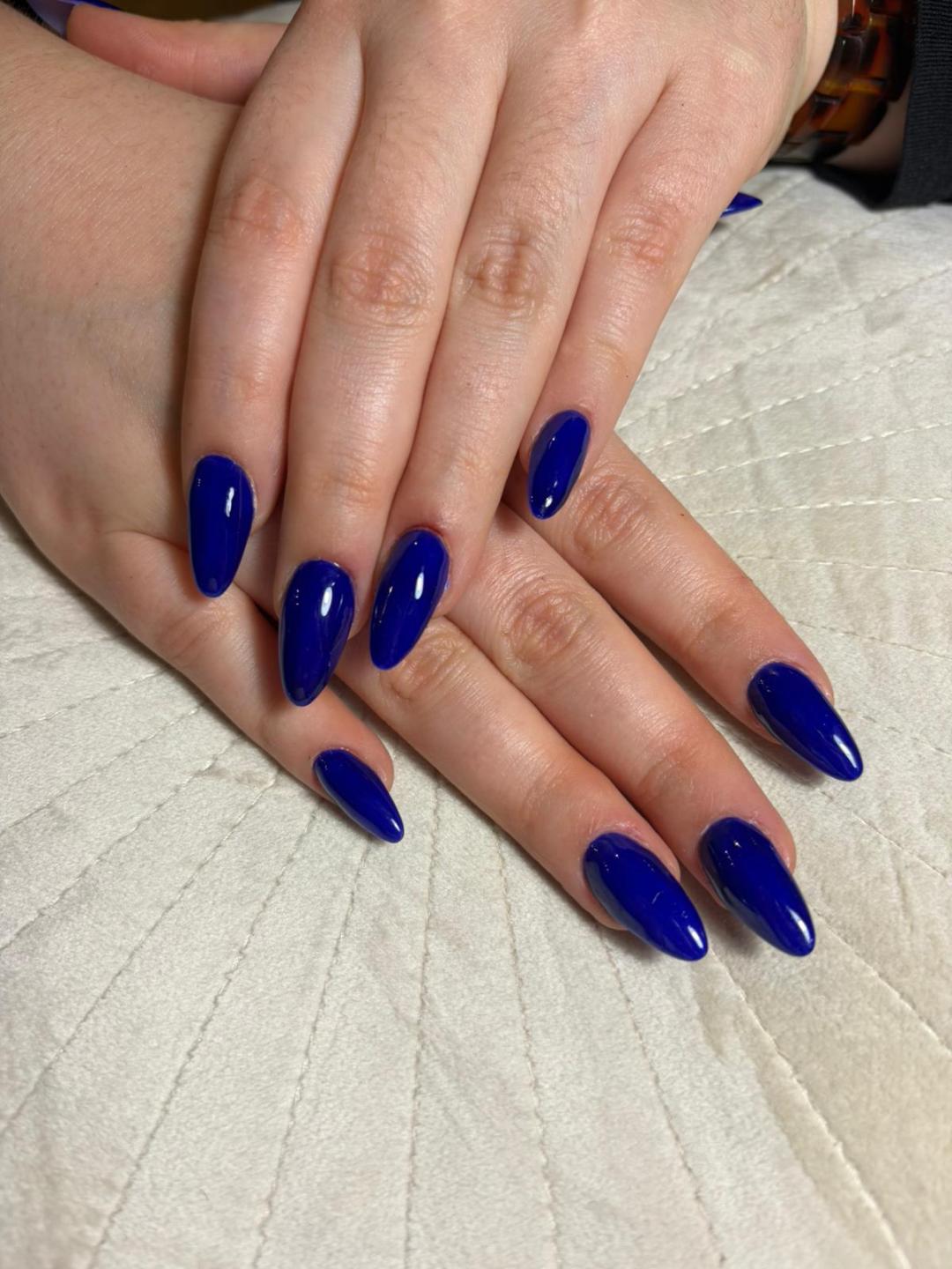 Ugradnja noktiju - M dužina - Glow Differently, Zagreb Nadogradnja noktiju Nokti Nadogradnja noktiju, Zagreb, Donji grad - Centar