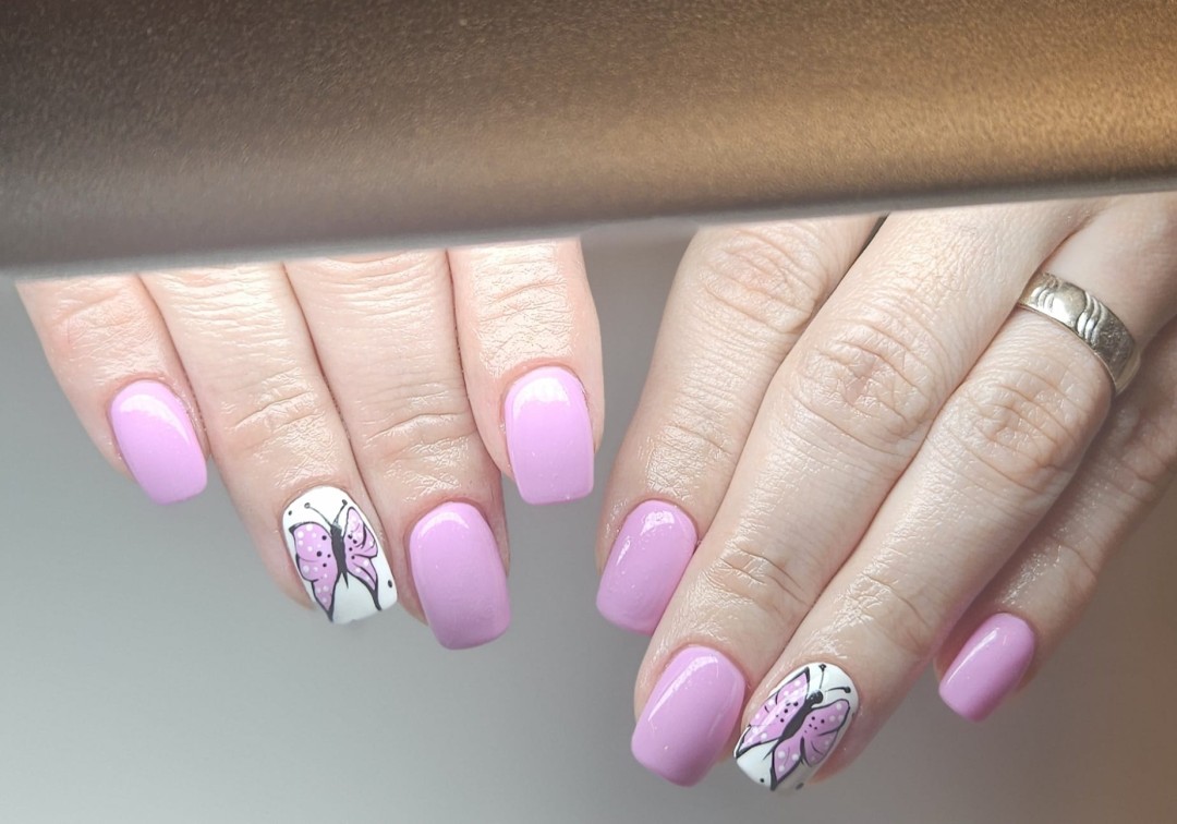 Luna Beauty studio #zagreb Nadogradnja noktiju Nadopuna gelom bez Nail arta (crtanja) vel.S,M