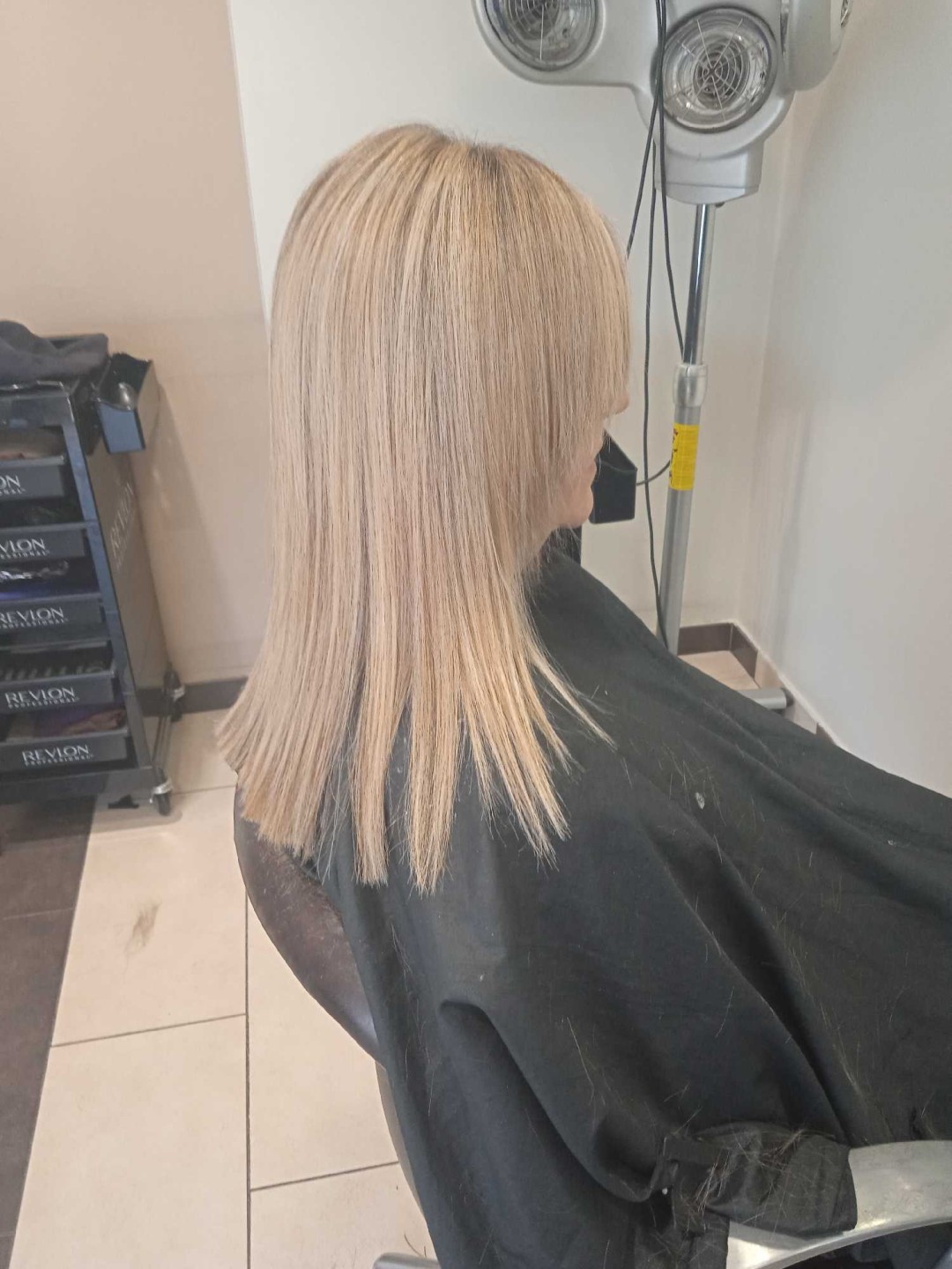 Pramenovi na foliju - duga kosa - Wikleraj & Frajeraj, Zagreb Pramenovi Frizerski saloni Pramenovi, Zagreb, Trešnjevka – jug