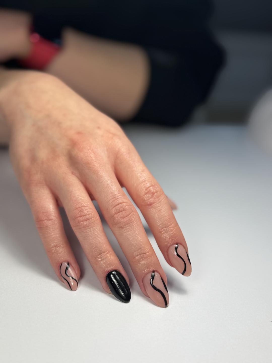 Alma #zapresic Manikura Ugradnja gela - sve dužine