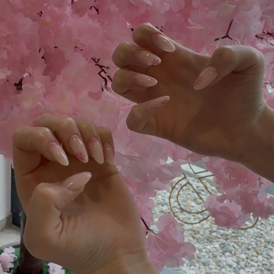 SABRINA STRIJA BEAUTY & SPA #zagreb Nadogradnja noktiju Nadogradnja/nadopuna noktiju - M dužina