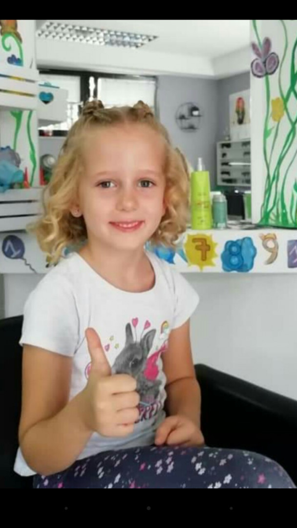 Rio #zagreb Svečane i frizure za svadbu Dječija cool frizura - srednjeduga kosa