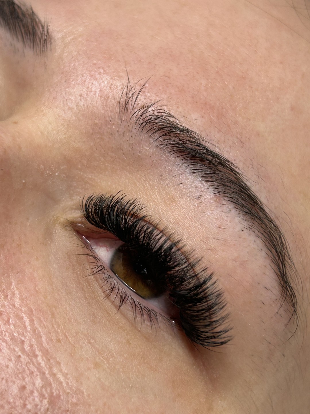 Ugradnja mega volumena - Zen Spot, Zagreb Nadogradnja trepavica Lice Nadogradnja trepavica, Zagreb, Stenjevec