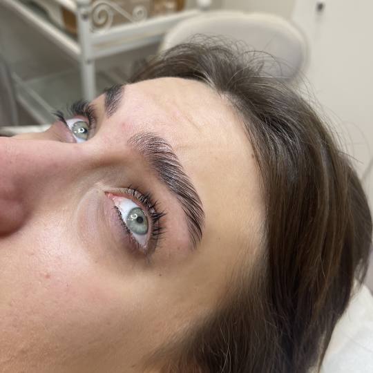 aOra beauty lounge #zagreb Obrve Brow lift