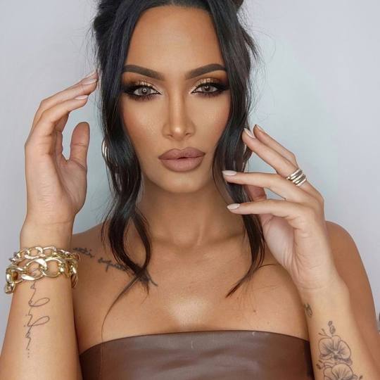 Epic Hair Design #zagreb Feniranje i stiliziranje Svečana frizura - ekstra duga kosa