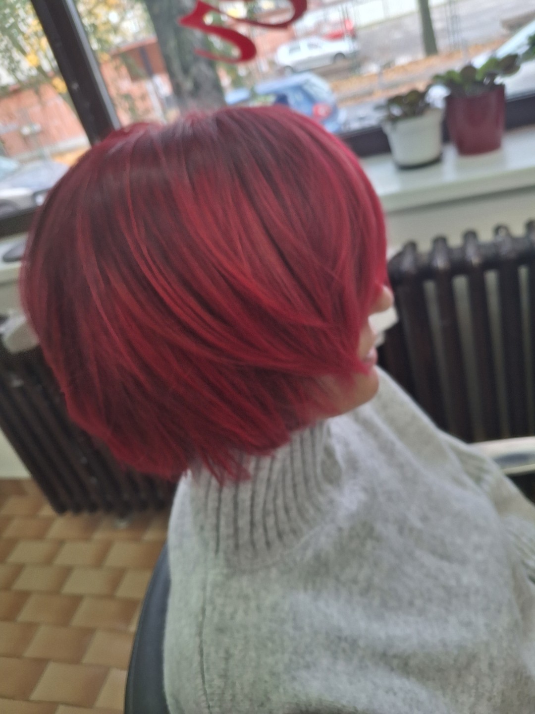 Bella #zagreb Bojanje kose Bojanje cijele dužine + fen frizura - kosa srednje dužine