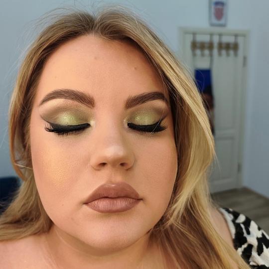 Ina Beauty Studio #rijeka Make-up / šminkanje Glam makeup + umjetne trepavice