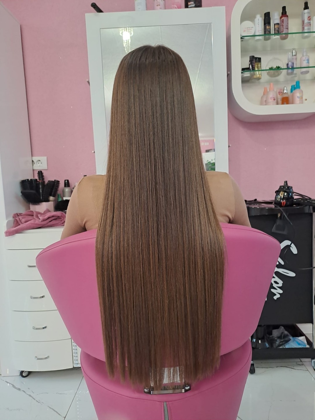 Feniranje na ravno - ekstra duga kosa - Beauty Studio Amina, Zagreb Feniranje i stiliziranje Frizerski saloni Feniranje i stiliziranje, Zagreb, Gornja Dubrava