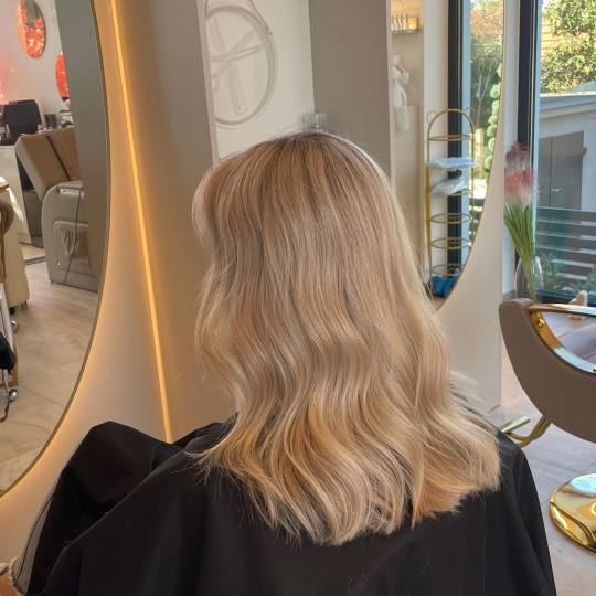 SABRINA STRIJA BEAUTY & SPA #zagreb Pramenovi Pramenovi na foliju + preljev - duga kosa