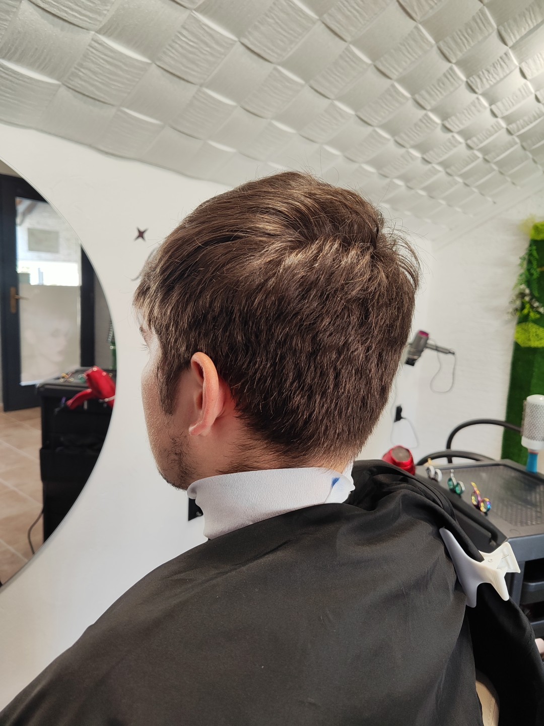 Fix Me #prelog Muško šišanje Muško šišanje