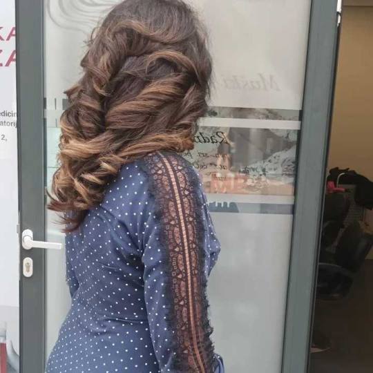 Studio Divas #rijeka Bojanje kose Šišanje + fen frizura + toniranje + balayage - ekstra duga kosa 