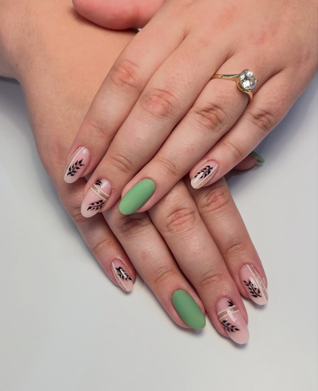 Nail art složen - set - Manikura, Zagreb Ukrašavanje noktiju Nokti Ukrašavanje noktiju, Zagreb, Novi Zagreb – zapad