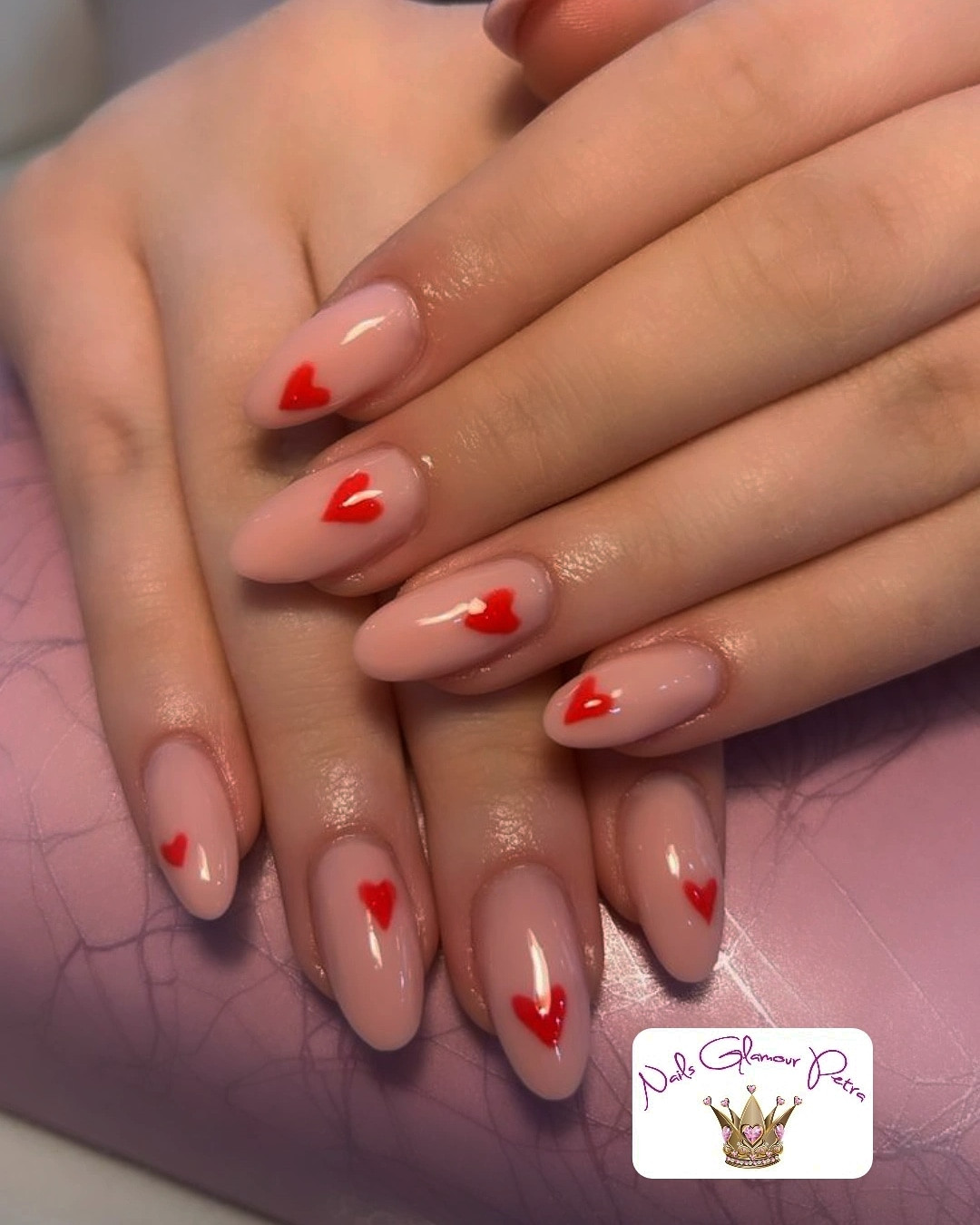 Nails & Beauty Studio Mánu, Zagreb LookBook