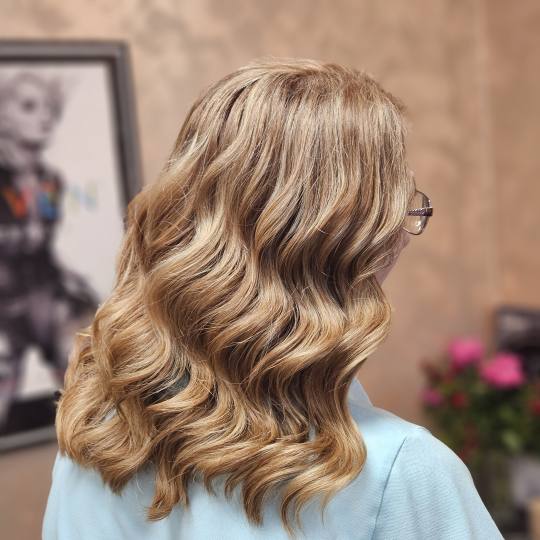 Mary 2M #zagreb Pramenovi Klasični pramenovi - poluduga kosa Bojanje kose te pramenovi da upotpune 