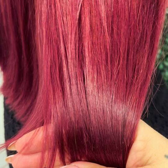 Jo #split Bojanje kose Bojanje cijele dužine + feniranje - duga kosa Bojanje cjele duzine
Izradila