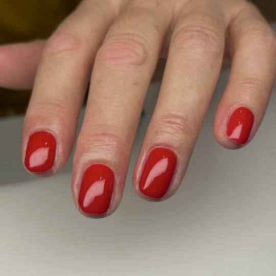 Mia’s Beautique #zagreb Manikura Gradivni trajni lak - ruke