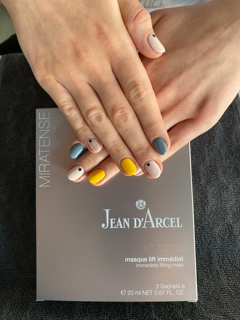 Jean D' Arcel Medical & Beauty Institut #zagreb Depilacija šećernom pastom Manikura + trajni lak