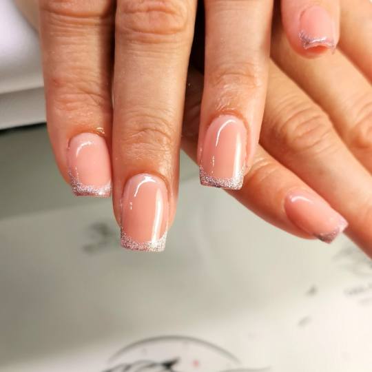 Gelaxy x Motus #zagreb Nadogradnja noktiju Ugradnja noktiju