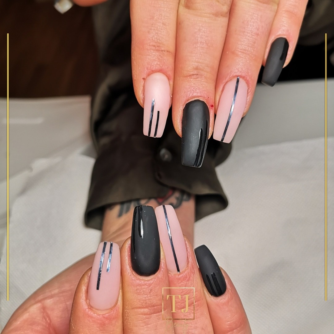 TJ Beauty #zagreb Manikura Gel ugradnja noktiju - šabloni