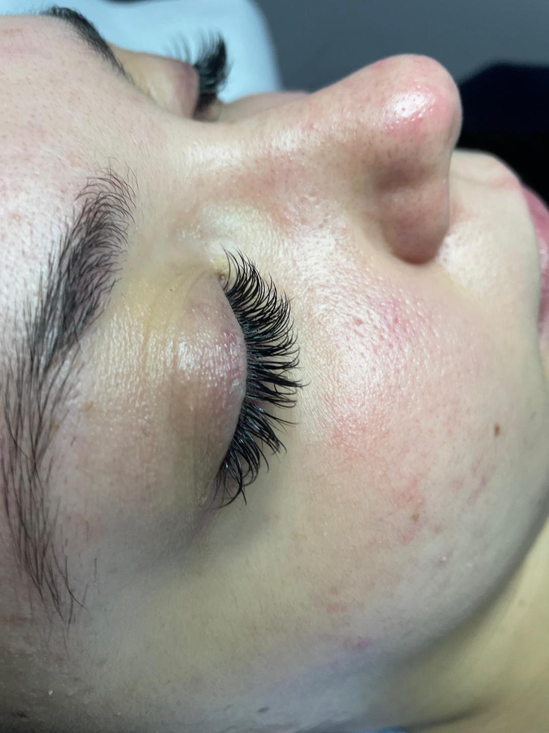 AMG beauty #zagreb Nadogradnja trepavica Ugradnja trepavica - klasične trepavice