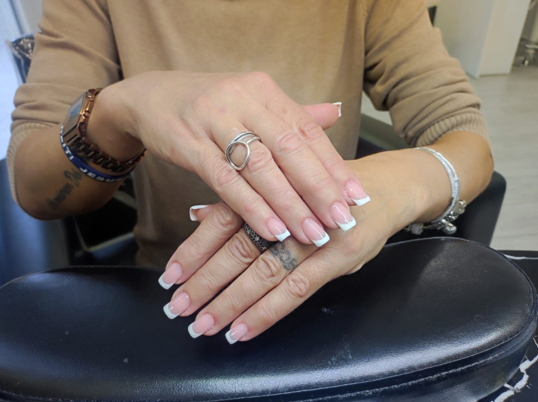 Roses & friends #zagreb Gel lak Trajni lak - S dužina