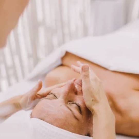 Beauty Studio Amina #zagreb Masaža lica Masaža lica