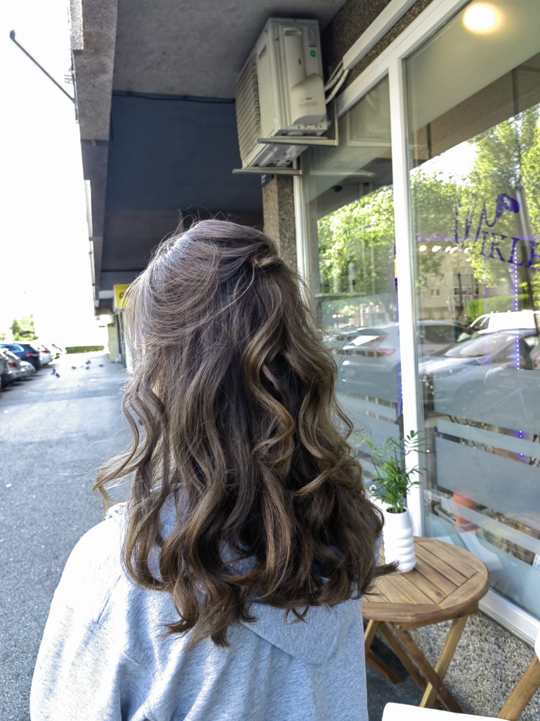 Wikleraj & Frajeraj #zagreb Uvijanje, kovrče i valovi Kovrčanje kose sušilom za kosu - duga kosa