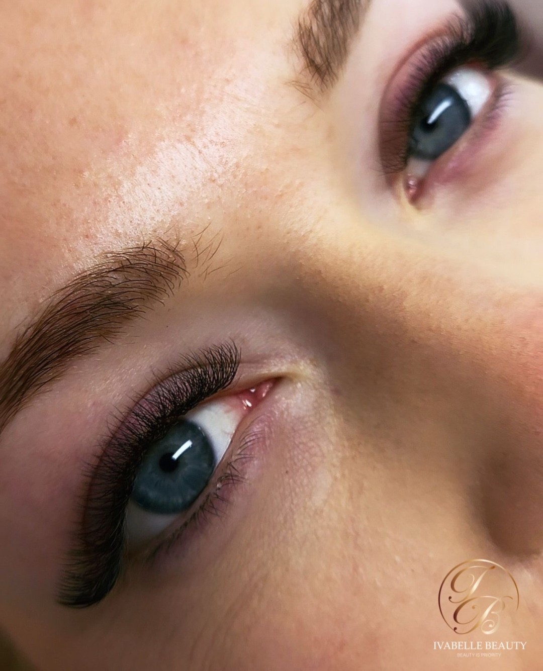 IvaBelle beauty #zagreb Nadogradnja trepavica Nadopuna volumenskih / hibridnih trepavica - do 2 tjedna