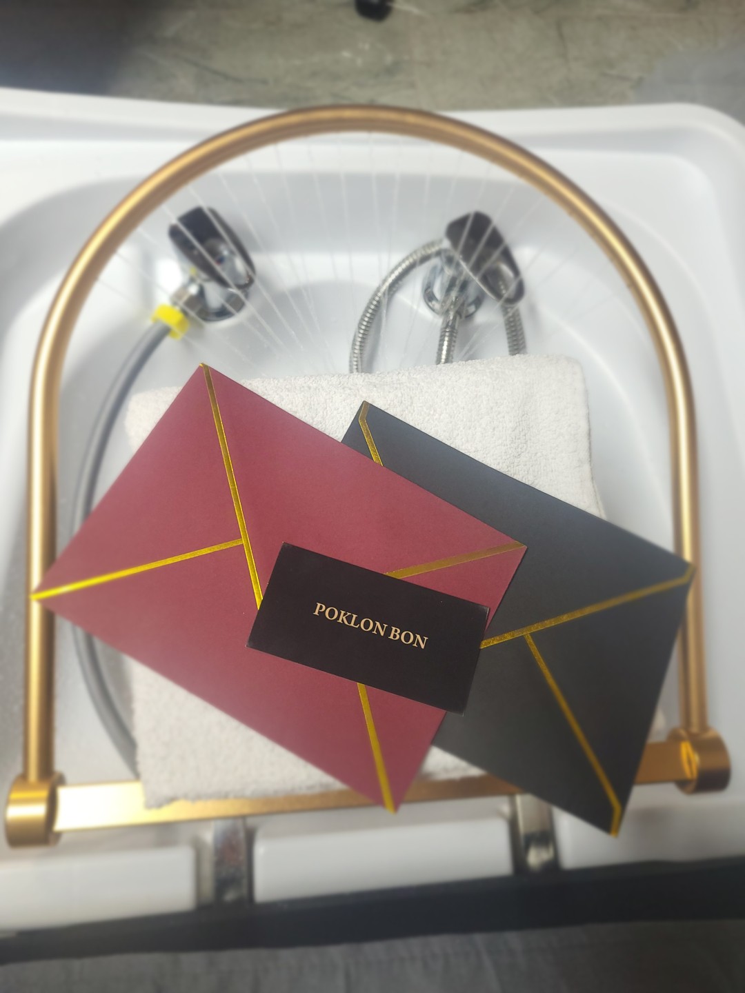 Medusa #osijek Masaža glave Japanski tretman vlasišta - 60 minuta