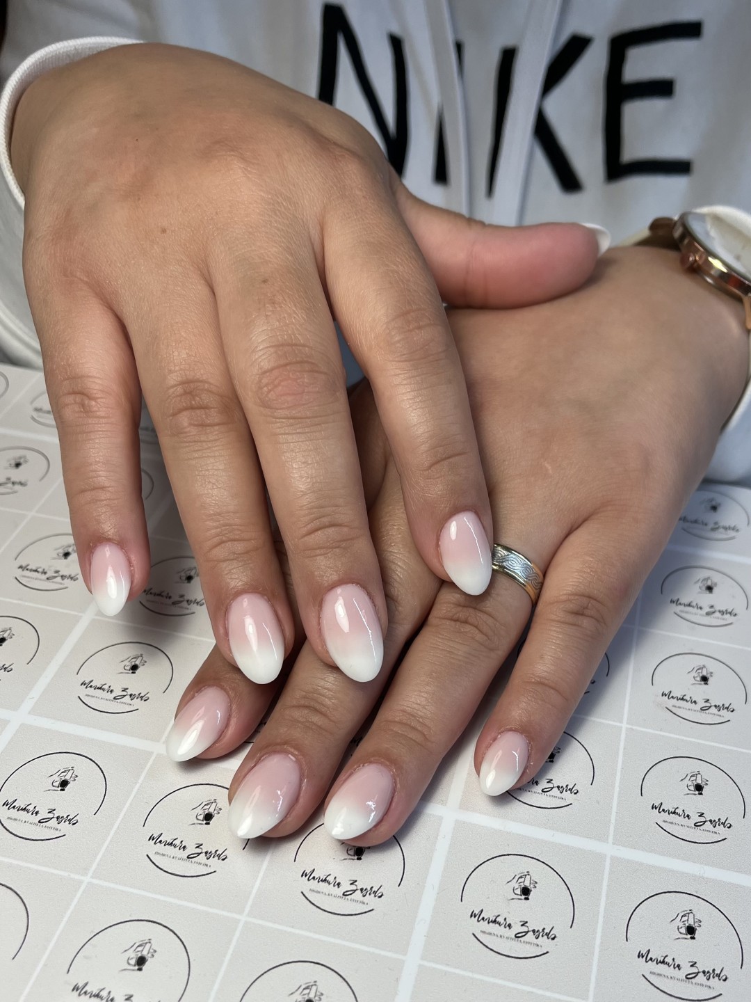 French / babyboomer dodatak uz uslugu - set - Manikura, Zagreb Ukrašavanje noktiju Nokti Ukrašavanje noktiju, Zagreb, Novi Zagreb – zapad