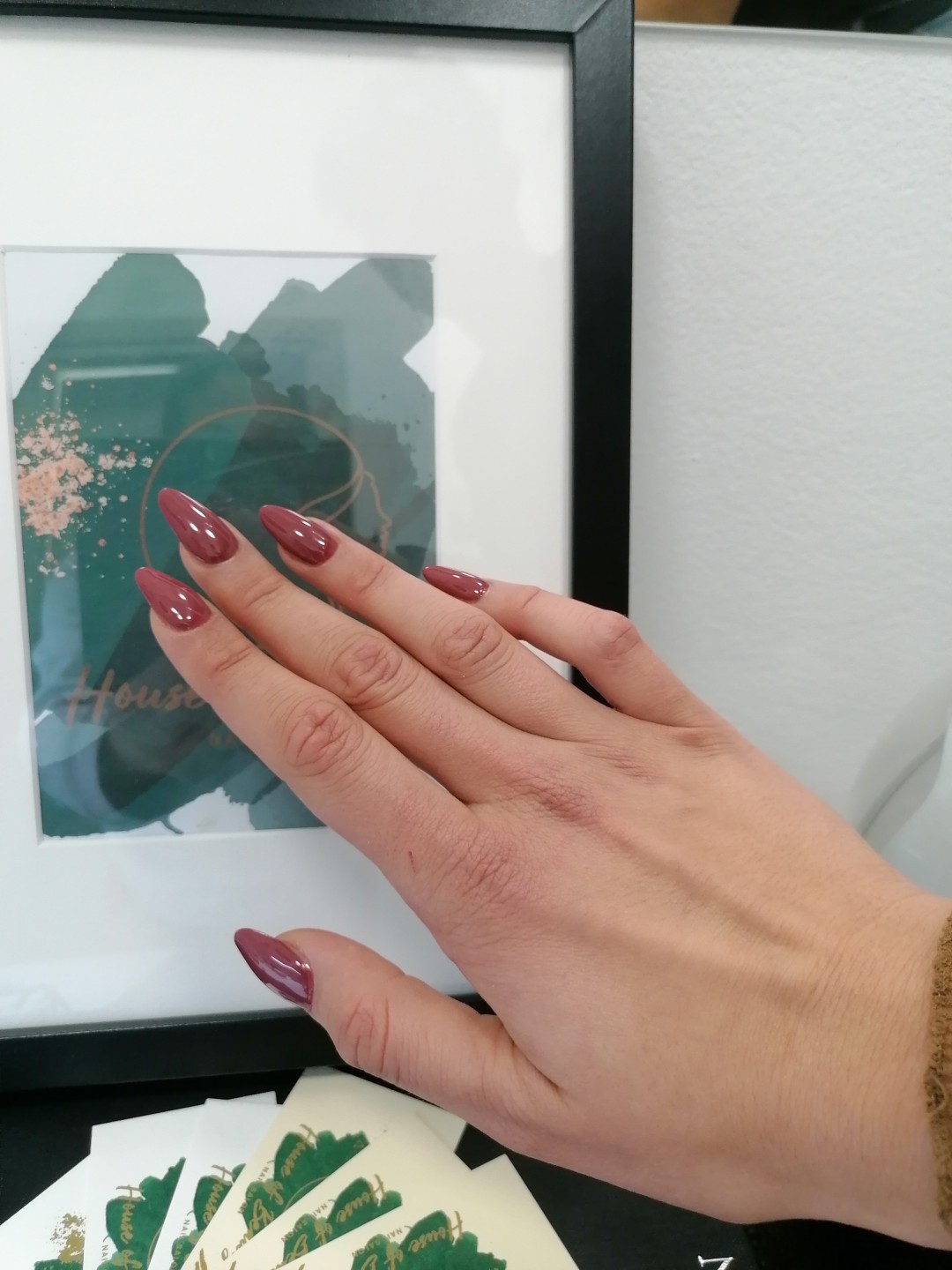 House of Beauty #zagreb Izlivanje noktiju Nadopuna / korekcija noktiju - M dužina