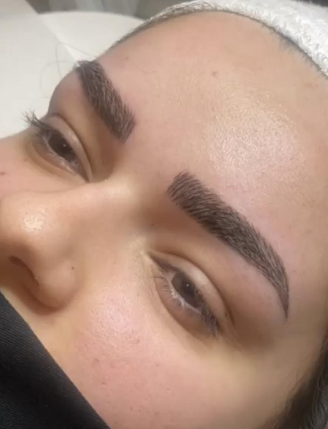 Nefertiti Studio #zagreb Obrve Microblading obrva / Japansko iscrtavanje obrva