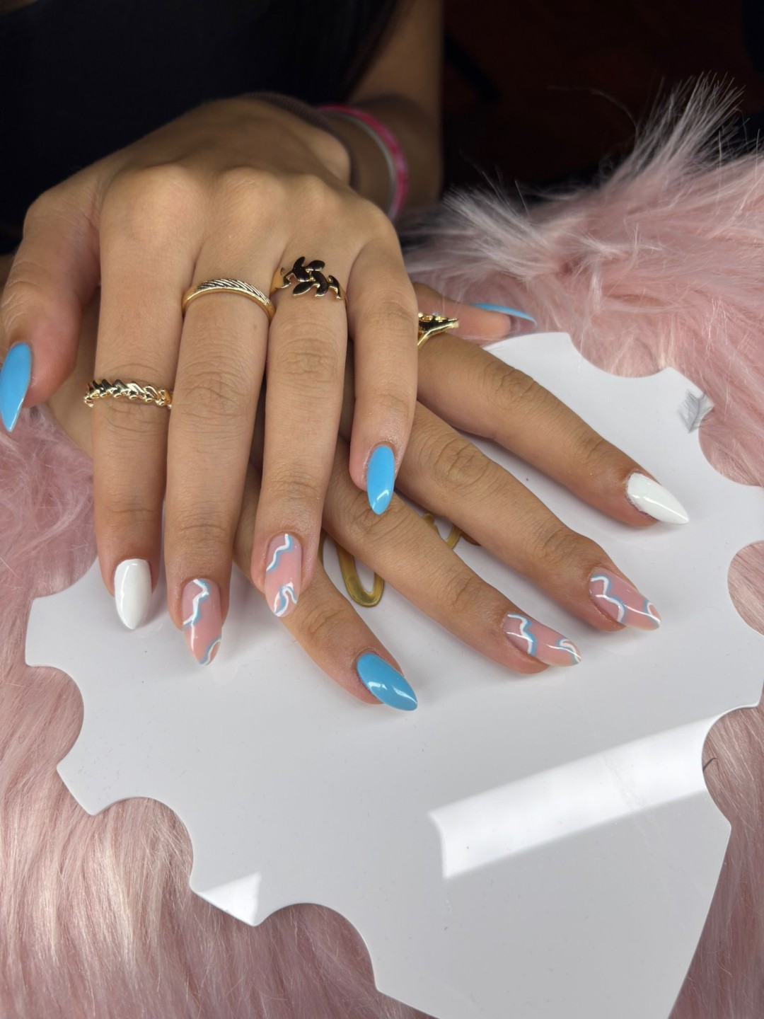 Geliranje prirodnih noktiju bez šablona - M dužina - Maison de Athena, Zagreb Gel lak Nokti Gel lak, Zagreb, Peščenica – Žitnjak