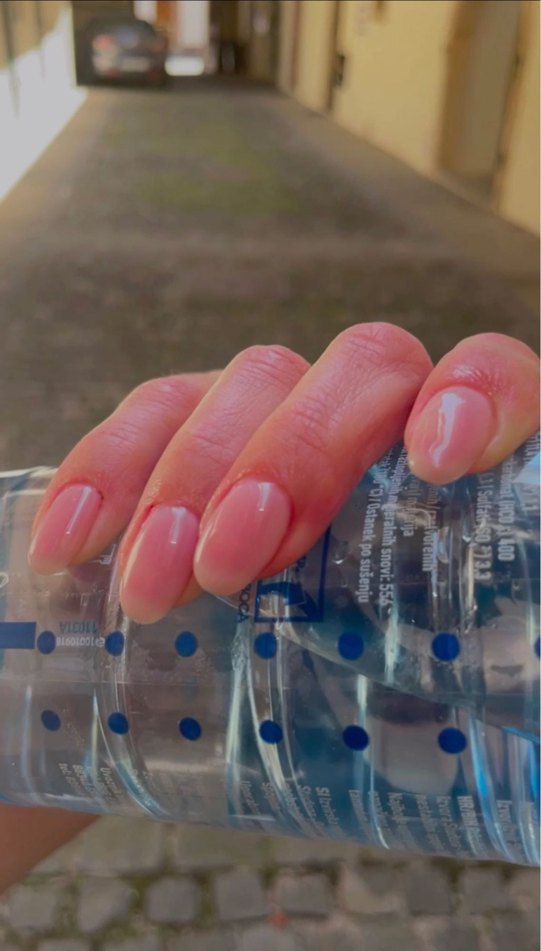 Vision of You 2.0 #zagreb Izlivanje noktiju Njega nogu: lakiranje noktiju s estetskom manikurom