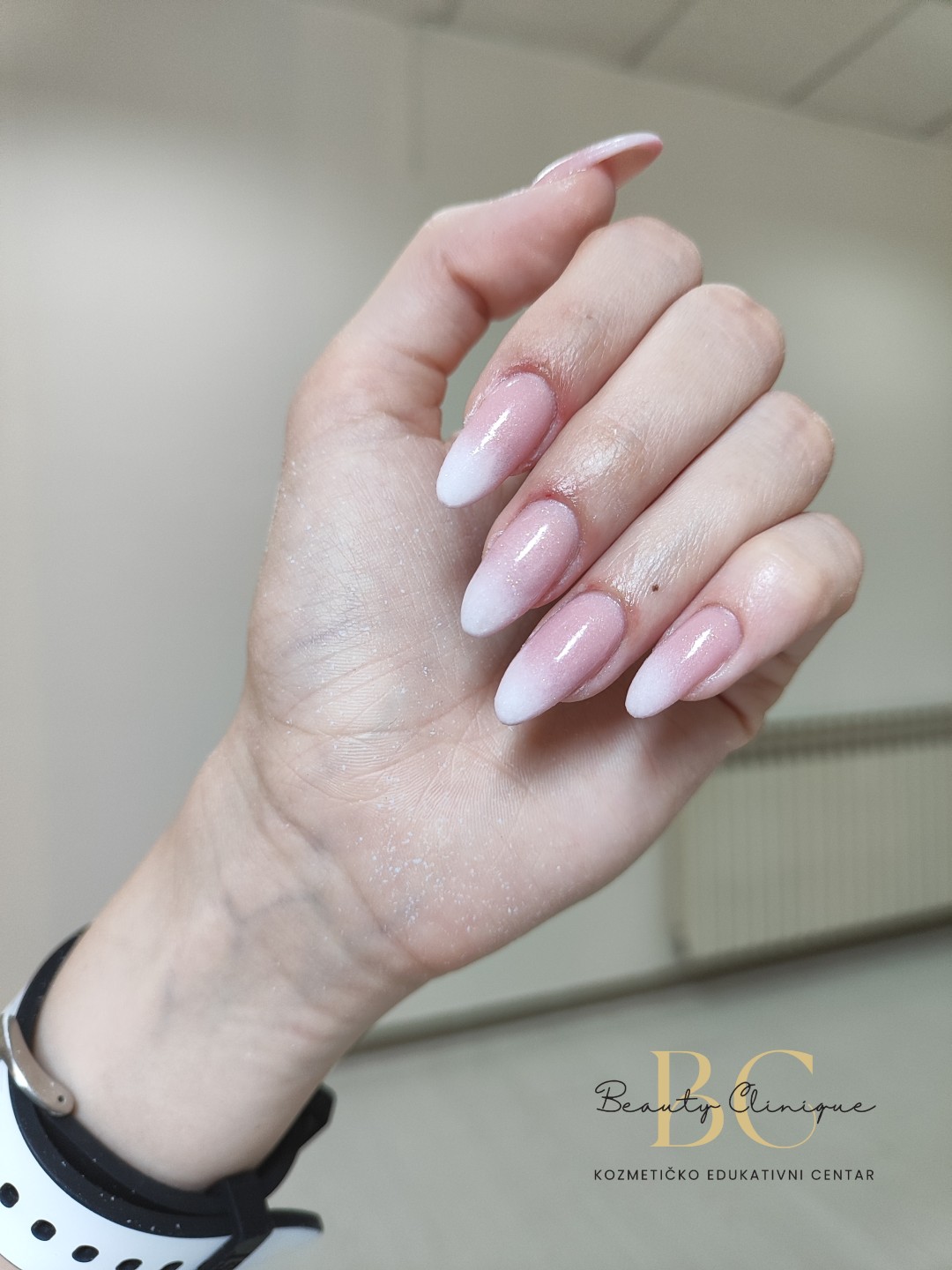 Beauty Clinique #zagreb Manikura Geliranje prirodnih noktiju