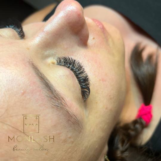 MonLash beauty salon #zagreb Nadogradnja trepavica Ugradnja volumenskih trepavica
