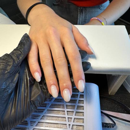 Beauty & Bliss #zagreb Korekcija noktiju Korekcija noktiju gelom vel S