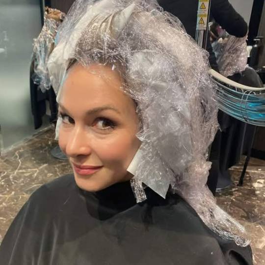 Kudos Hair #zagreb Pramenovi Talijanski shatush + preljev / toner - duga kosa