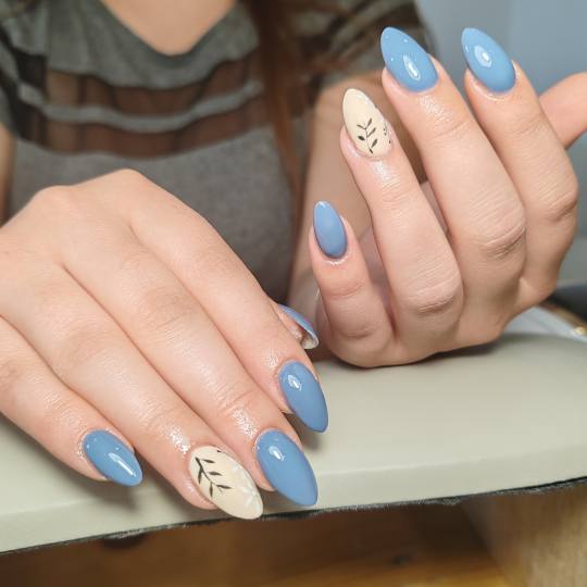 Beautique Nina #zagreb Ojačavanje noktiju Ojačavanje prirodnih noktiju gelom