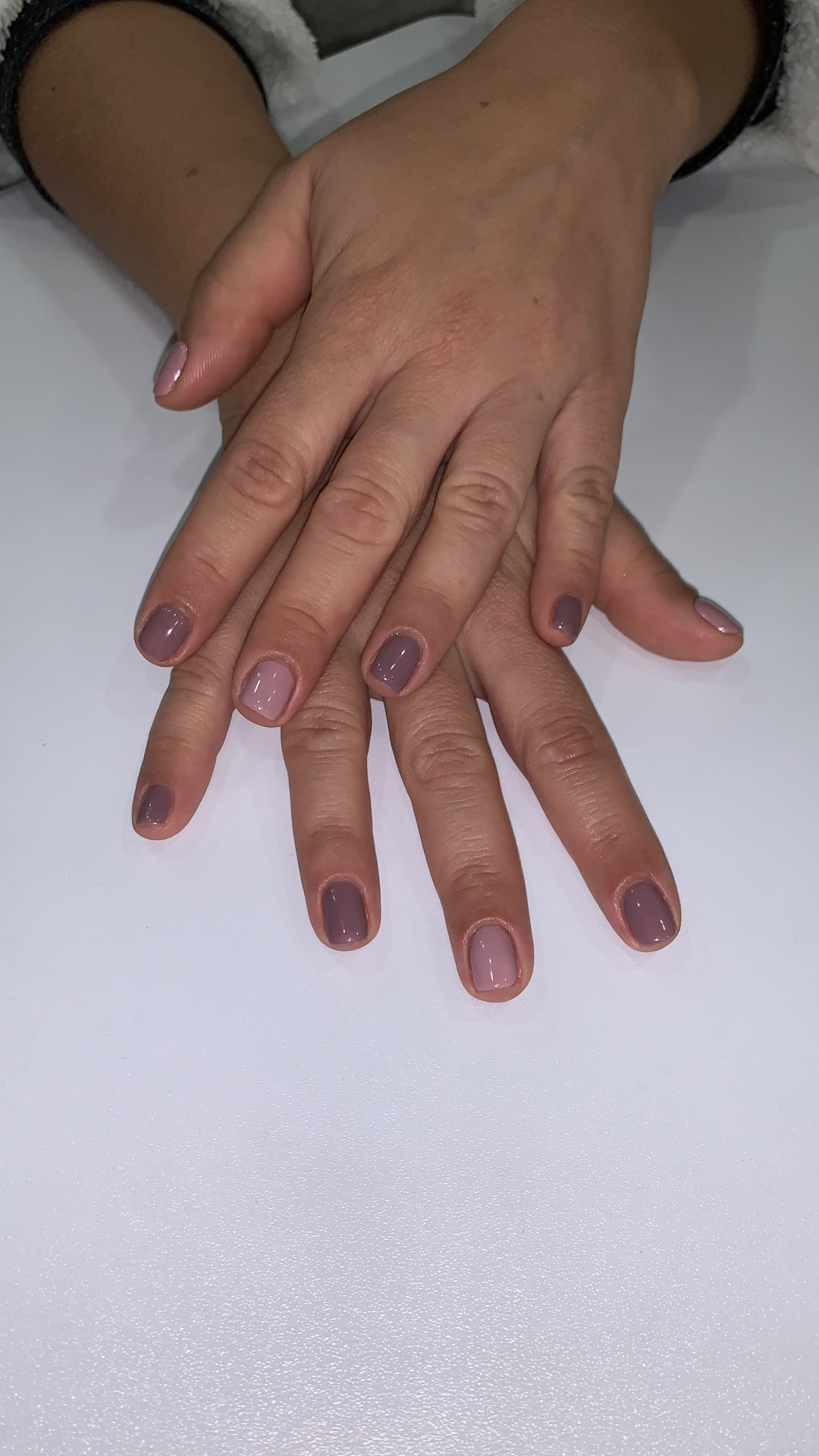 Jean D' Arcel Medical & Beauty Institut #zagreb Depilacija šećernom pastom Manikura + trajni lak