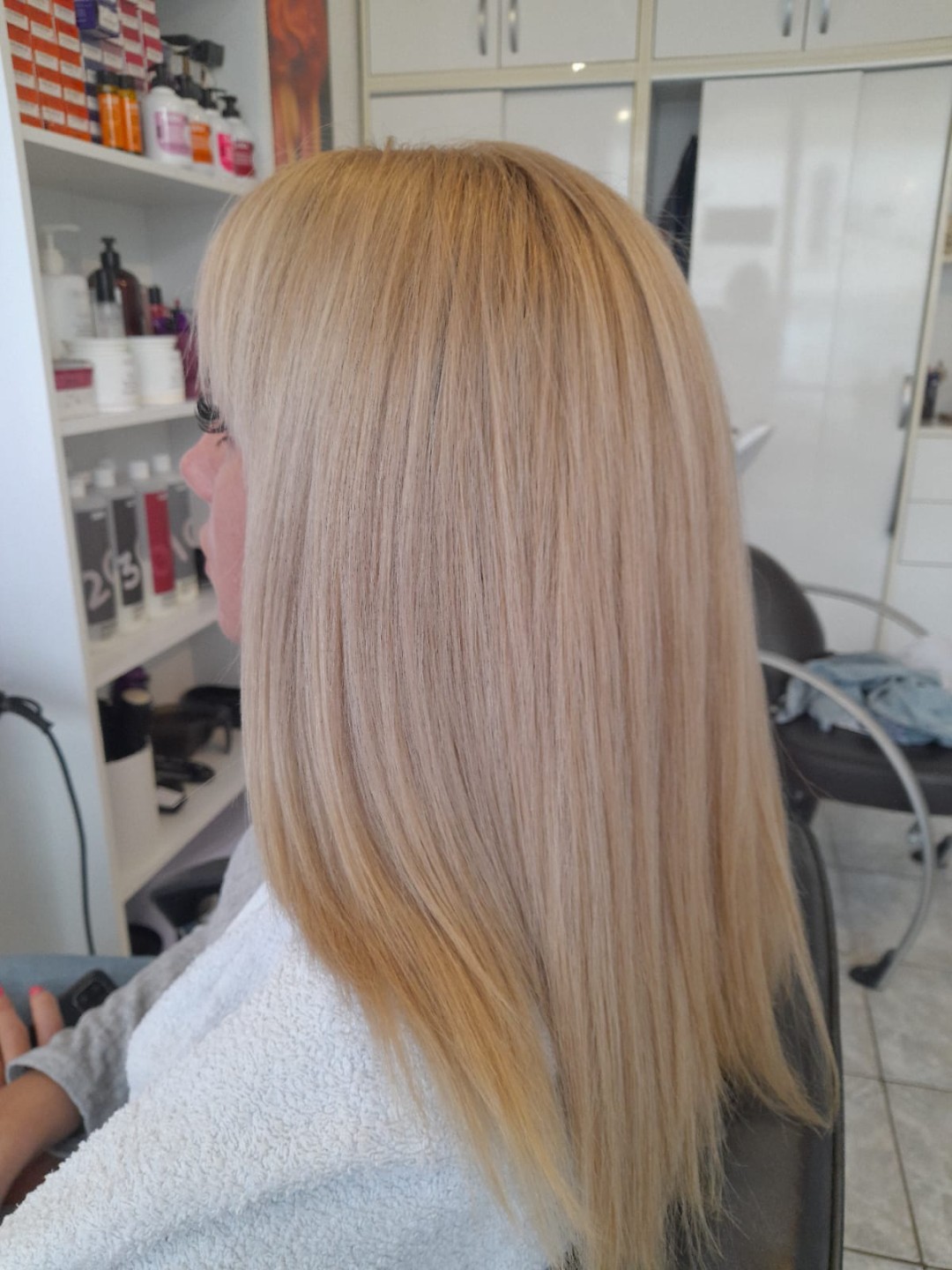 Wikleraj & Frajeraj #zagreb Njega i ojačavanje kose Botox kose - poluduga kosa