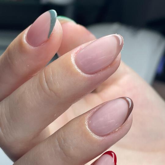 AMG beauty #zagreb Nadogradnja noktiju Ugradnja noktiju - M dužina