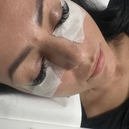 Bad Lilly #zagreb Nadogradnja trepavica Ugradnja volumenskih trepavica