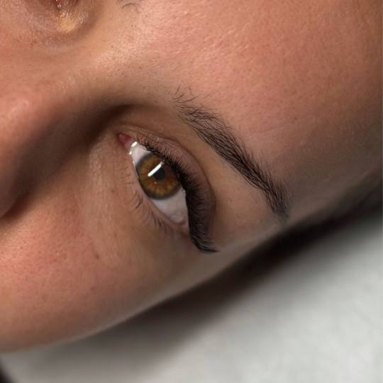 MOELL beauty #zagreb Nadogradnja trepavica Ugradnja volumenskih trepavica