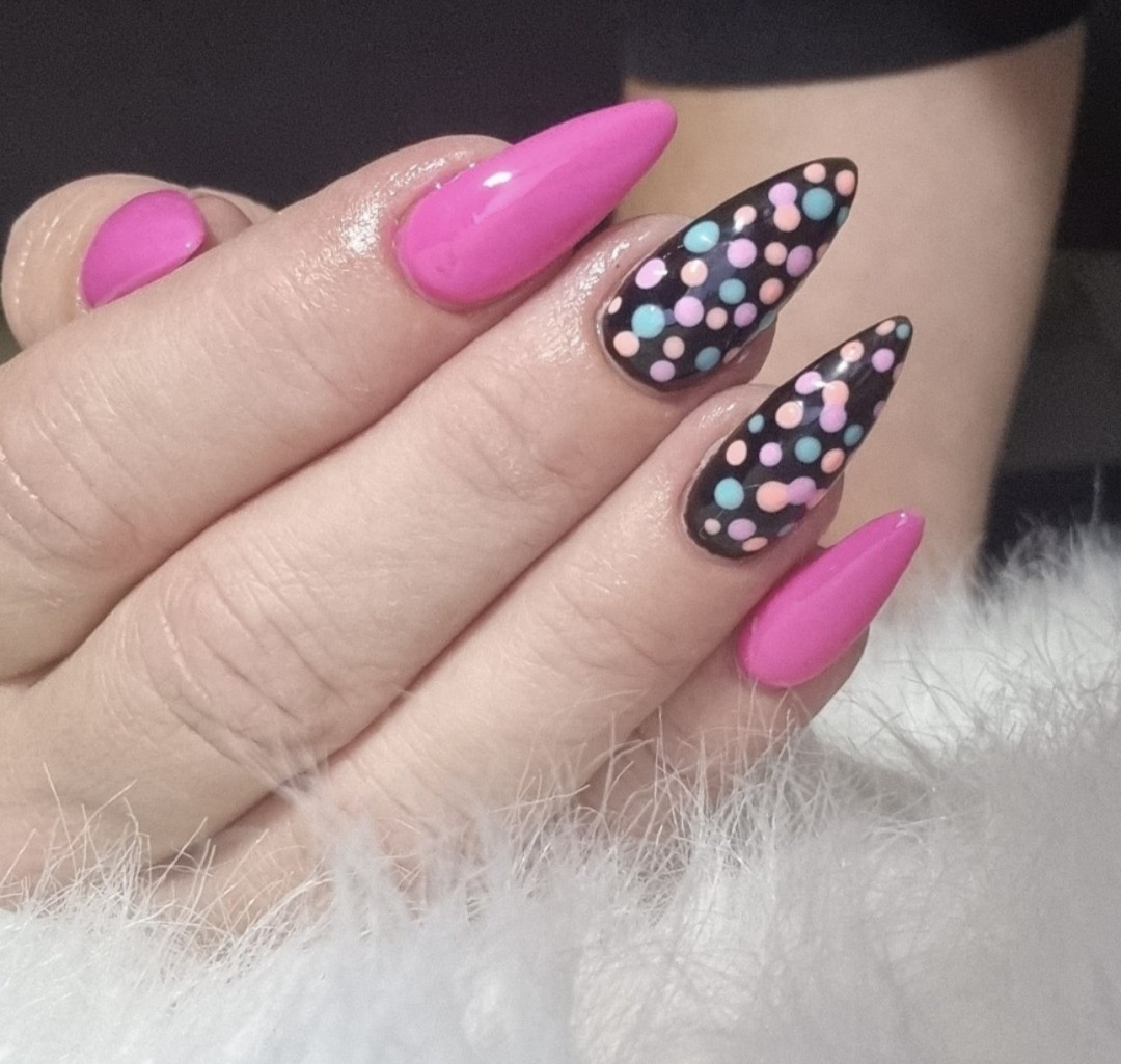 Beauty studio L #zagreb Nadogradnja noktiju Ugradnja noktiju dužina S/M