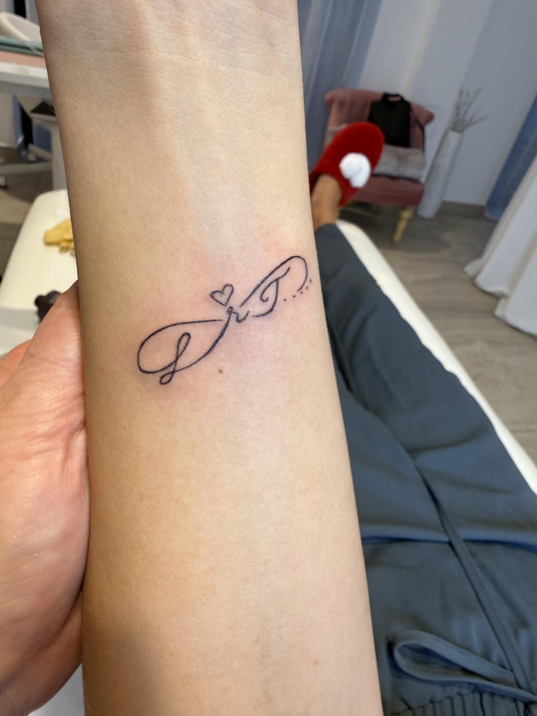 SABRINA STRIJA BEAUTY & SPA #zagreb Tetoviranje Mini tattoo