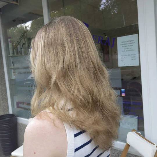 Wikleraj & Frajeraj #zagreb Ombre, sombre, balayage Balayage - duga kosa