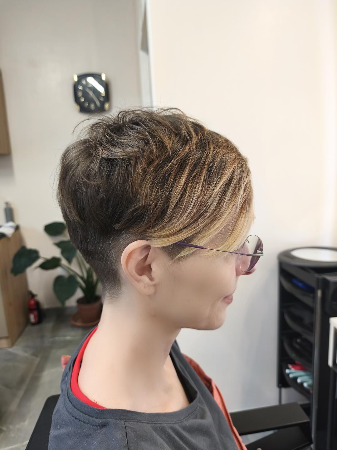 Frizana #zagreb Žensko šišanje Šišanje kose