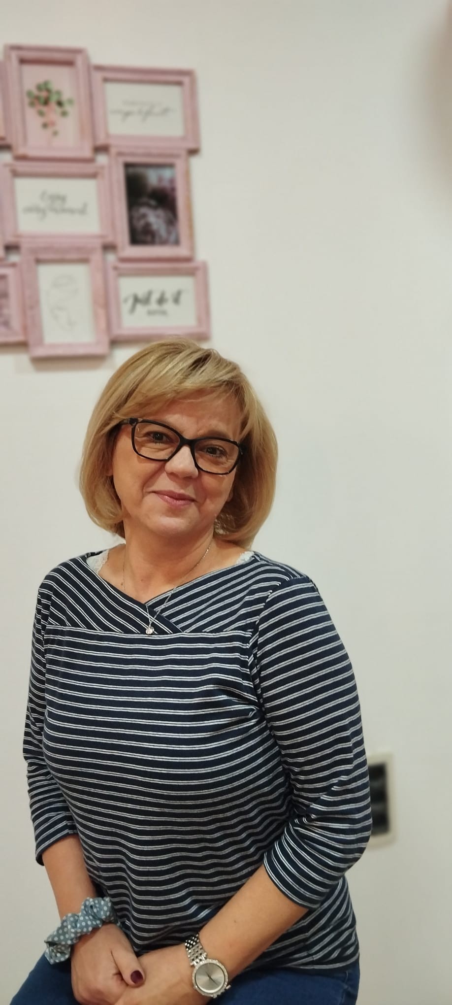 Hairlookboutique #zagreb Žensko šišanje Žensko šišanje - paket usluga - poluduga kosa